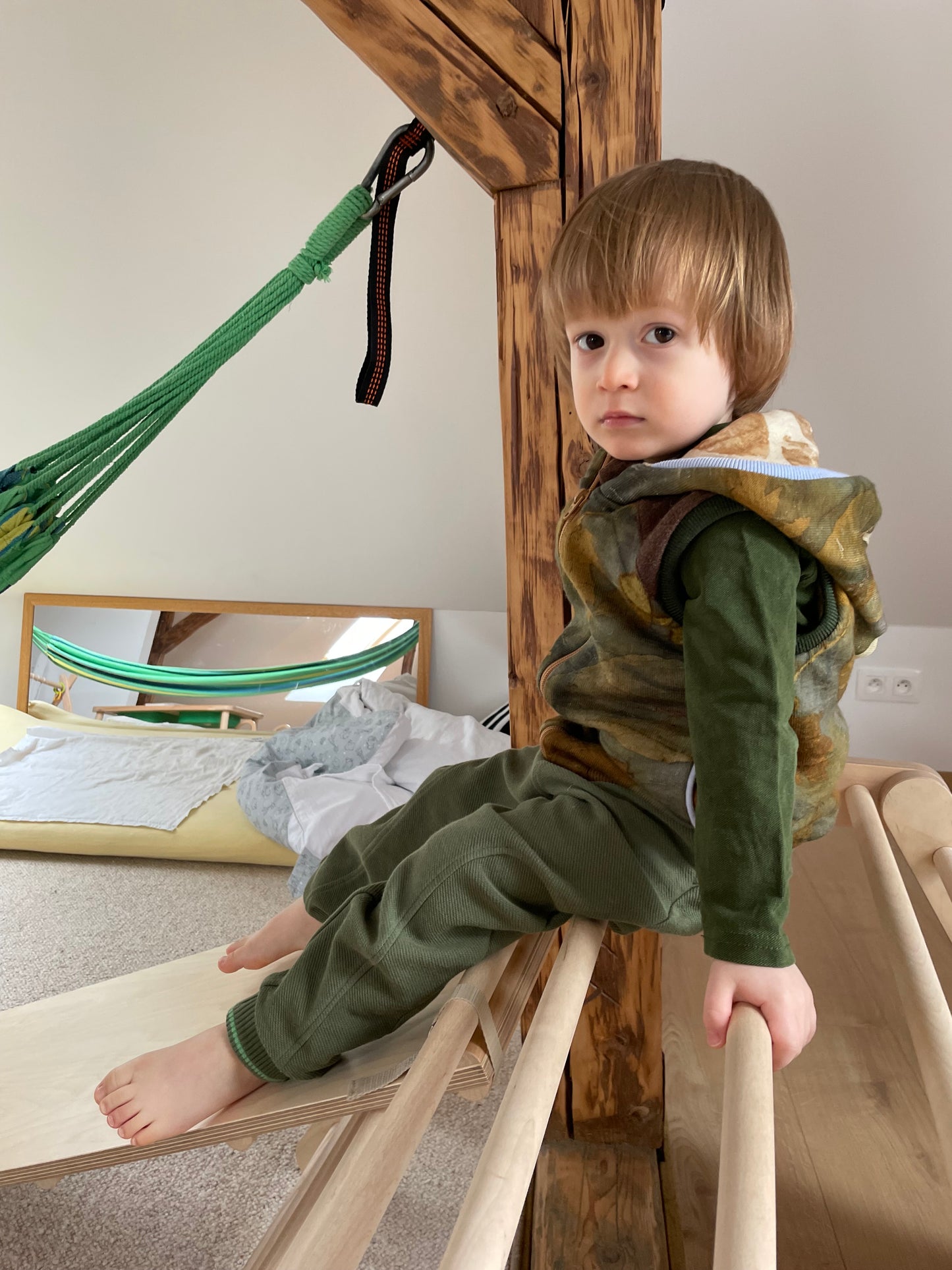 KIDS' UPCYCLED NATURE VEST, 86
