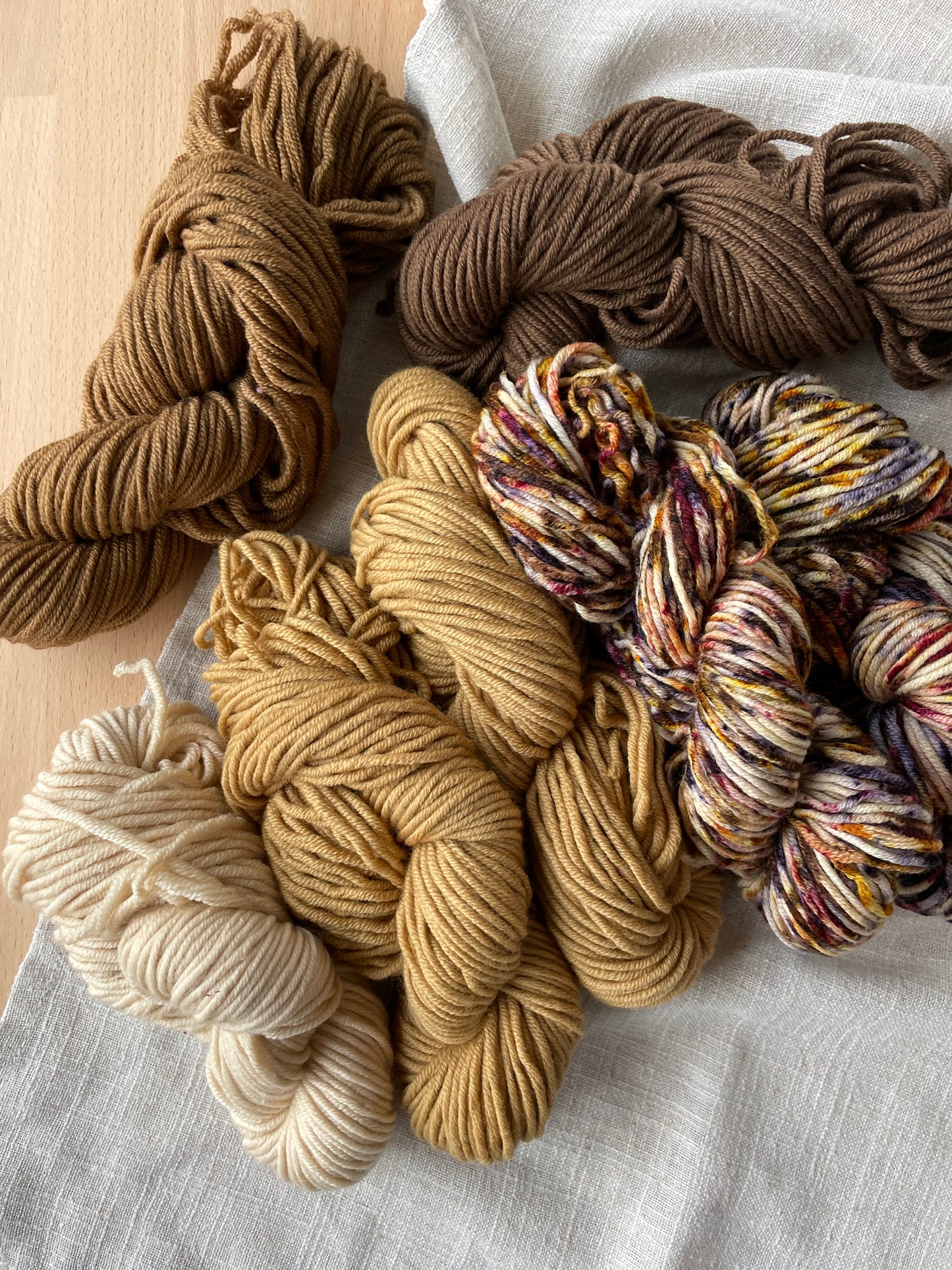 YARN BUNDLE No. 10