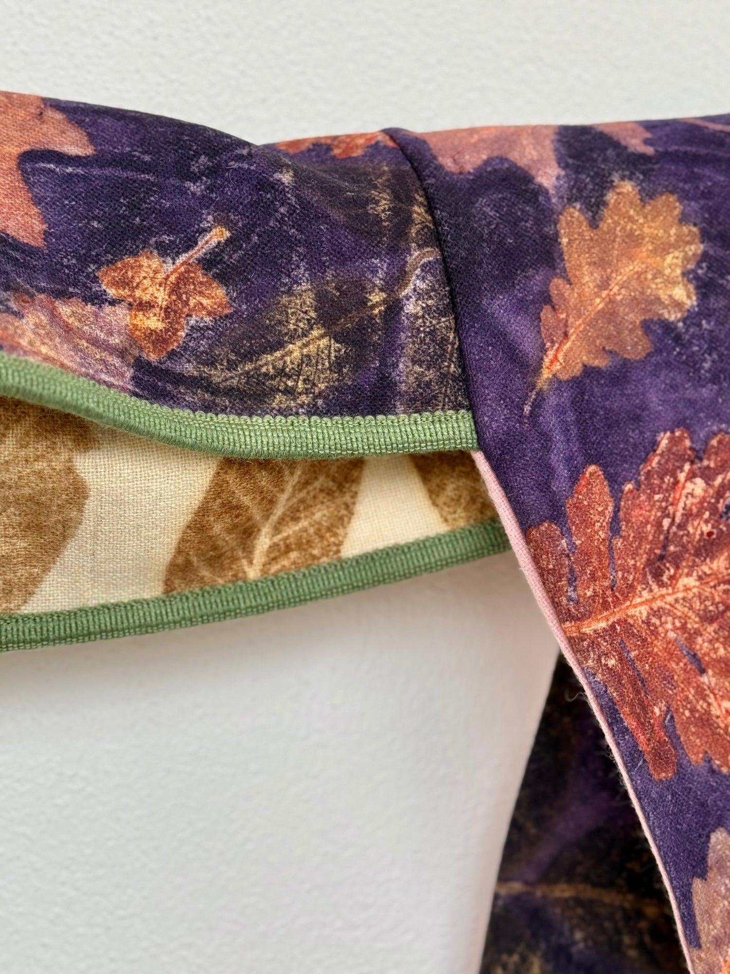 Woolen naturally dyed and eco-printed purple scarf from the Accessoires collection