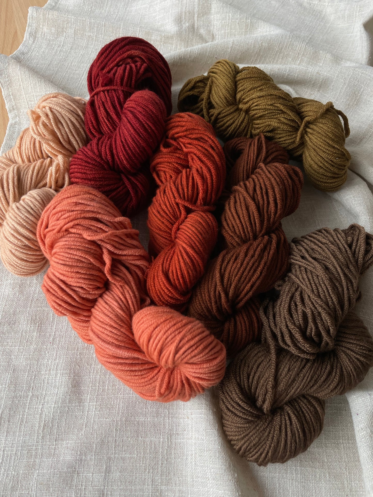 YARN BUNDLE No. 8