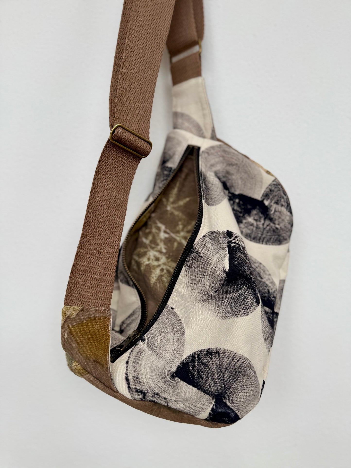 CROSSBODY_BAG III