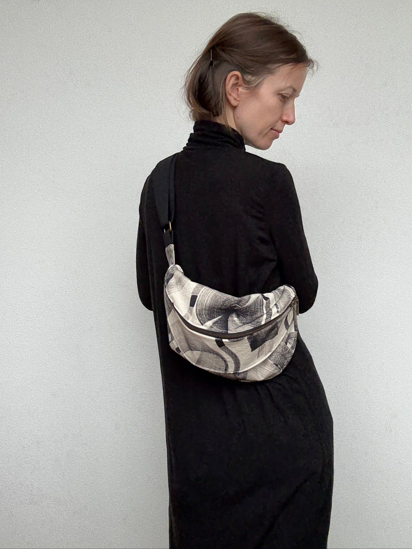 CROSSBODY_BAG II