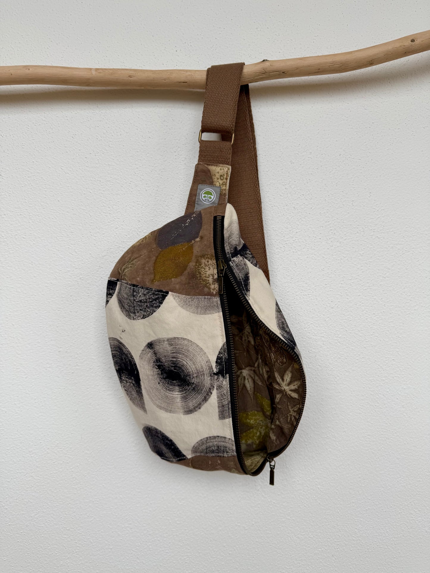 CROSSBODY_BAG III