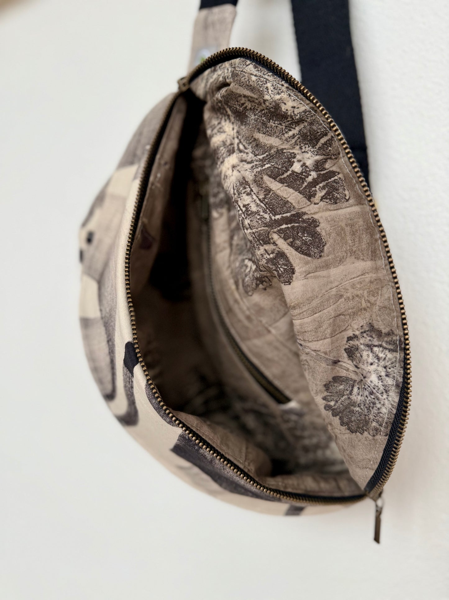 CROSSBODY_BAG II