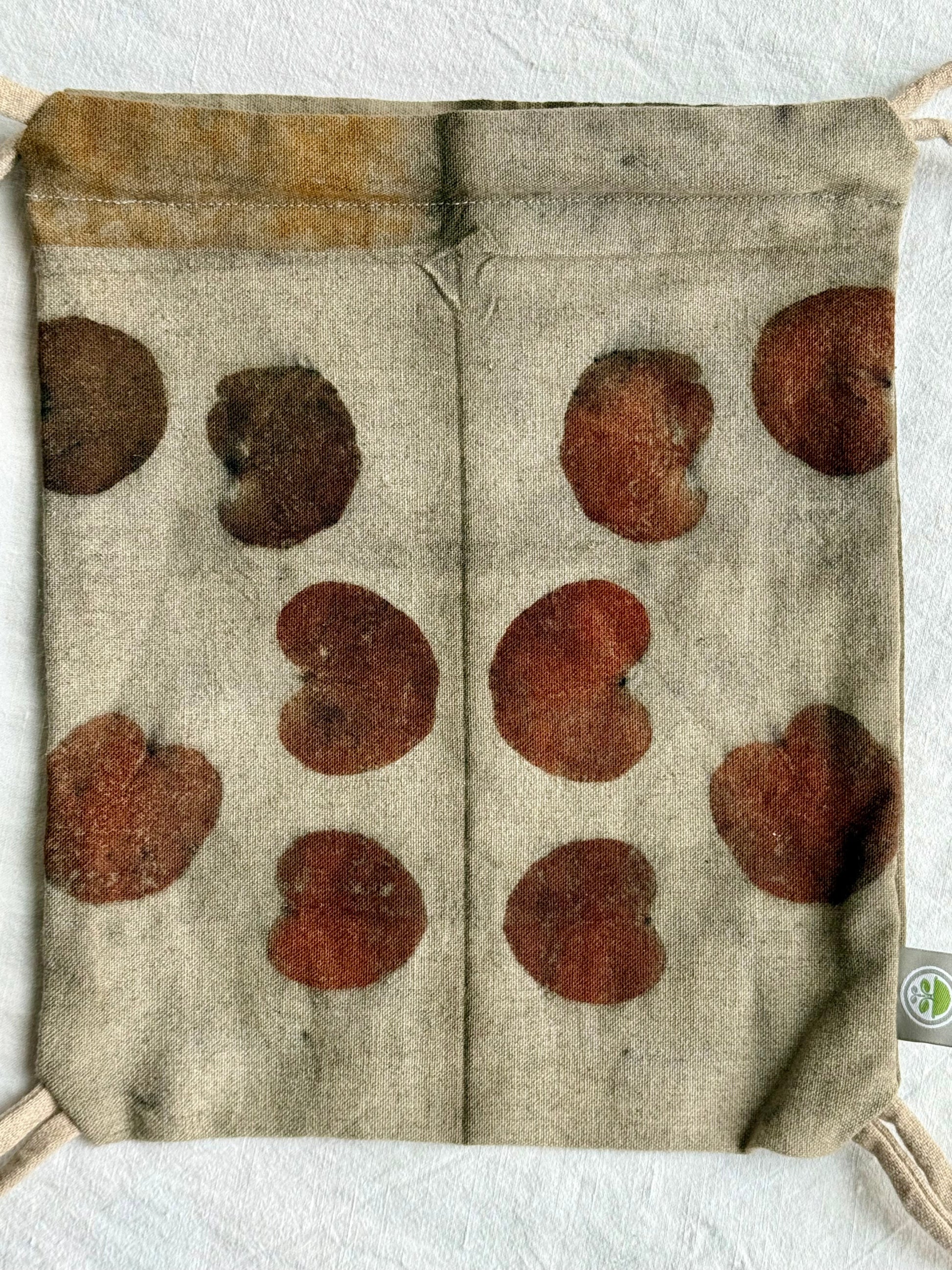 front part with eucalyptus leaves eco-on a bag
