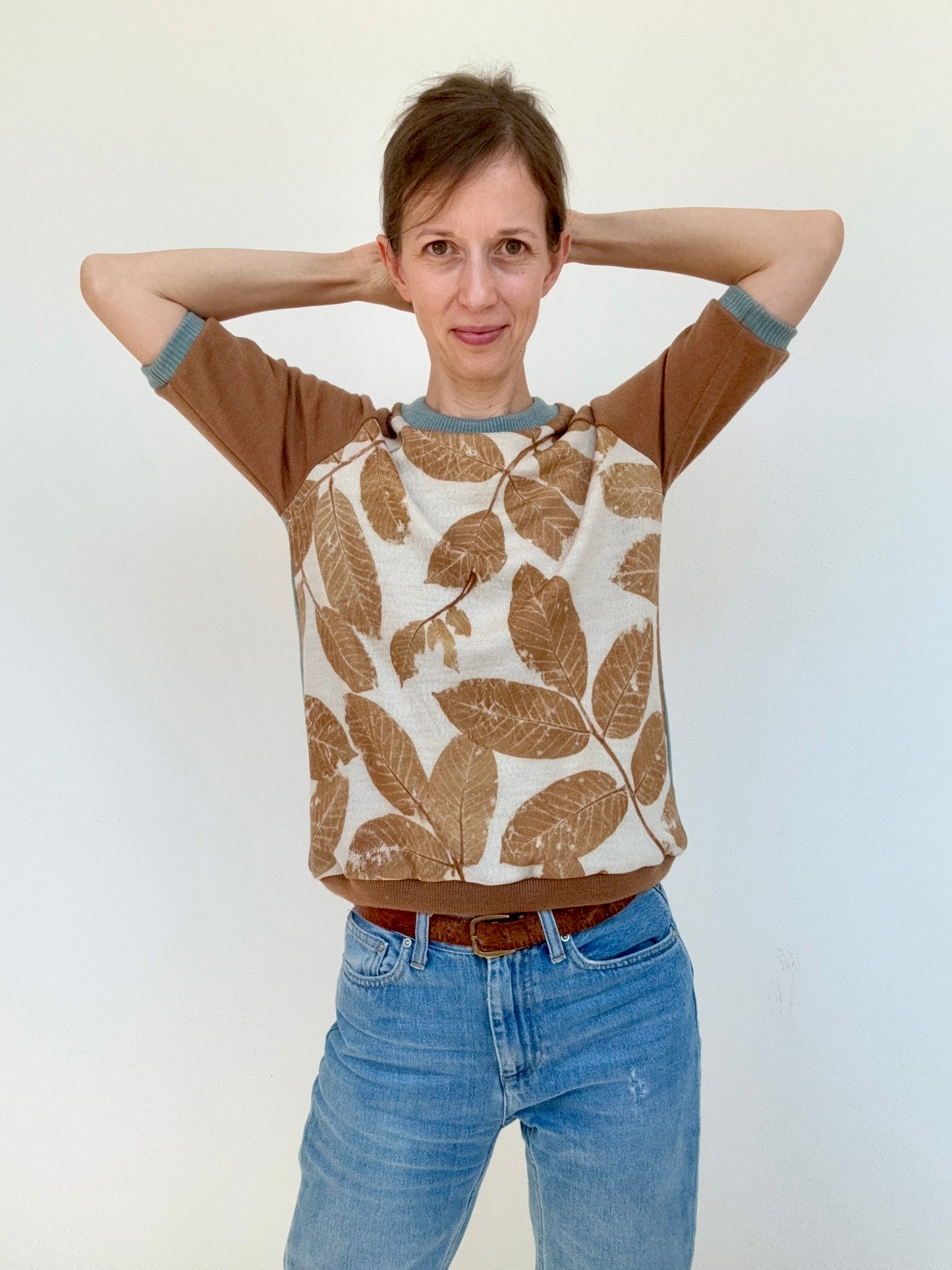 BROWN SHORT SLEEVE WALNUT, S