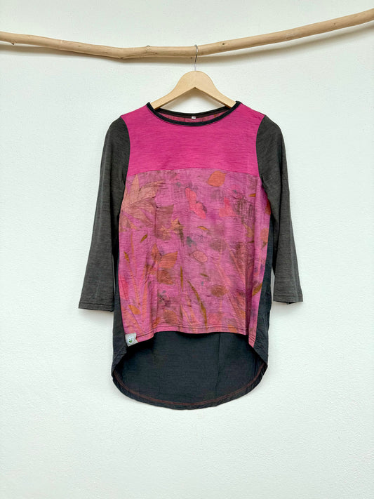 Pink and gray top naturally dyed with cochineal and logwood by DOT 'N' POT