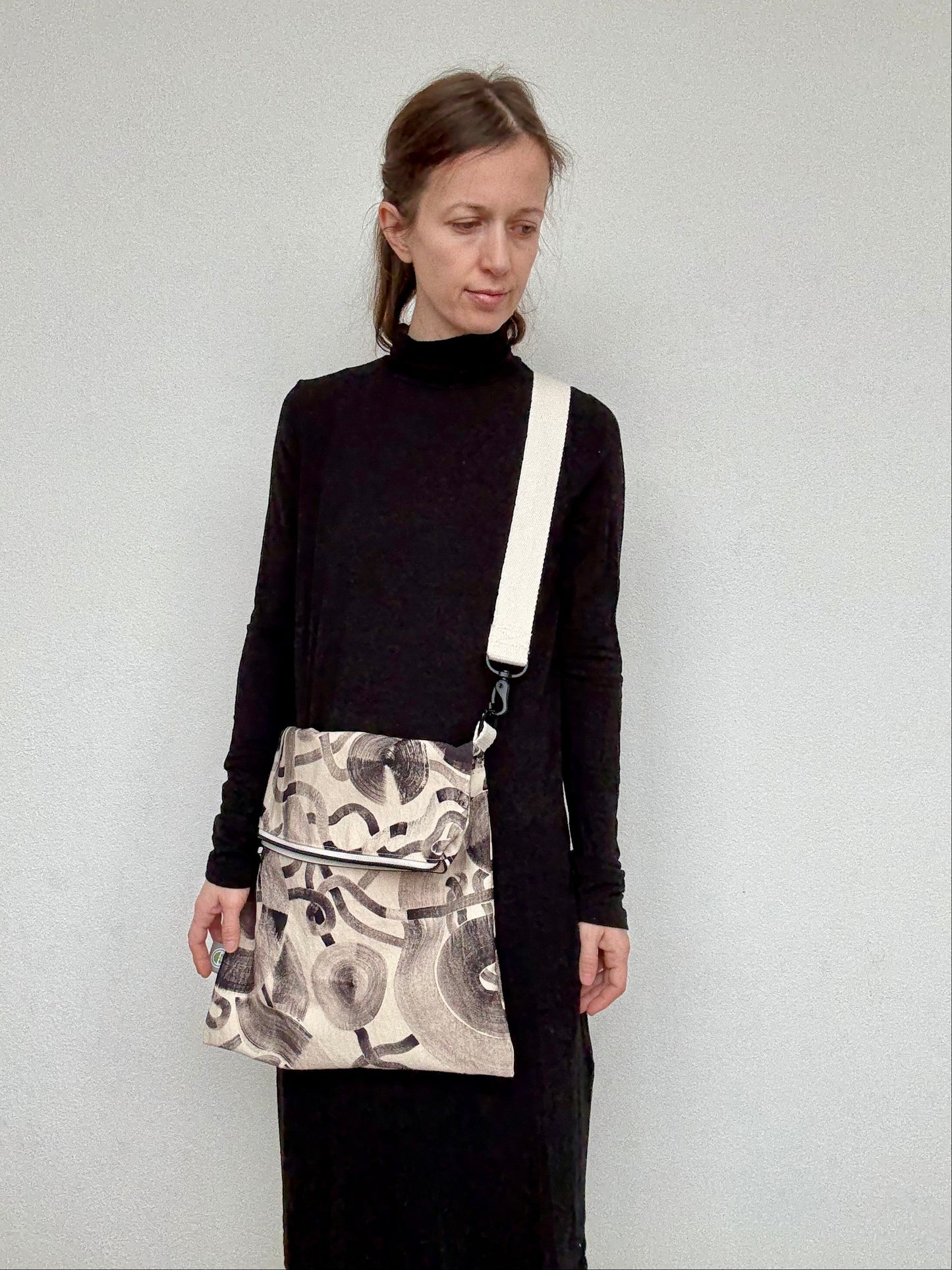 HAND_PAINTED BAG I