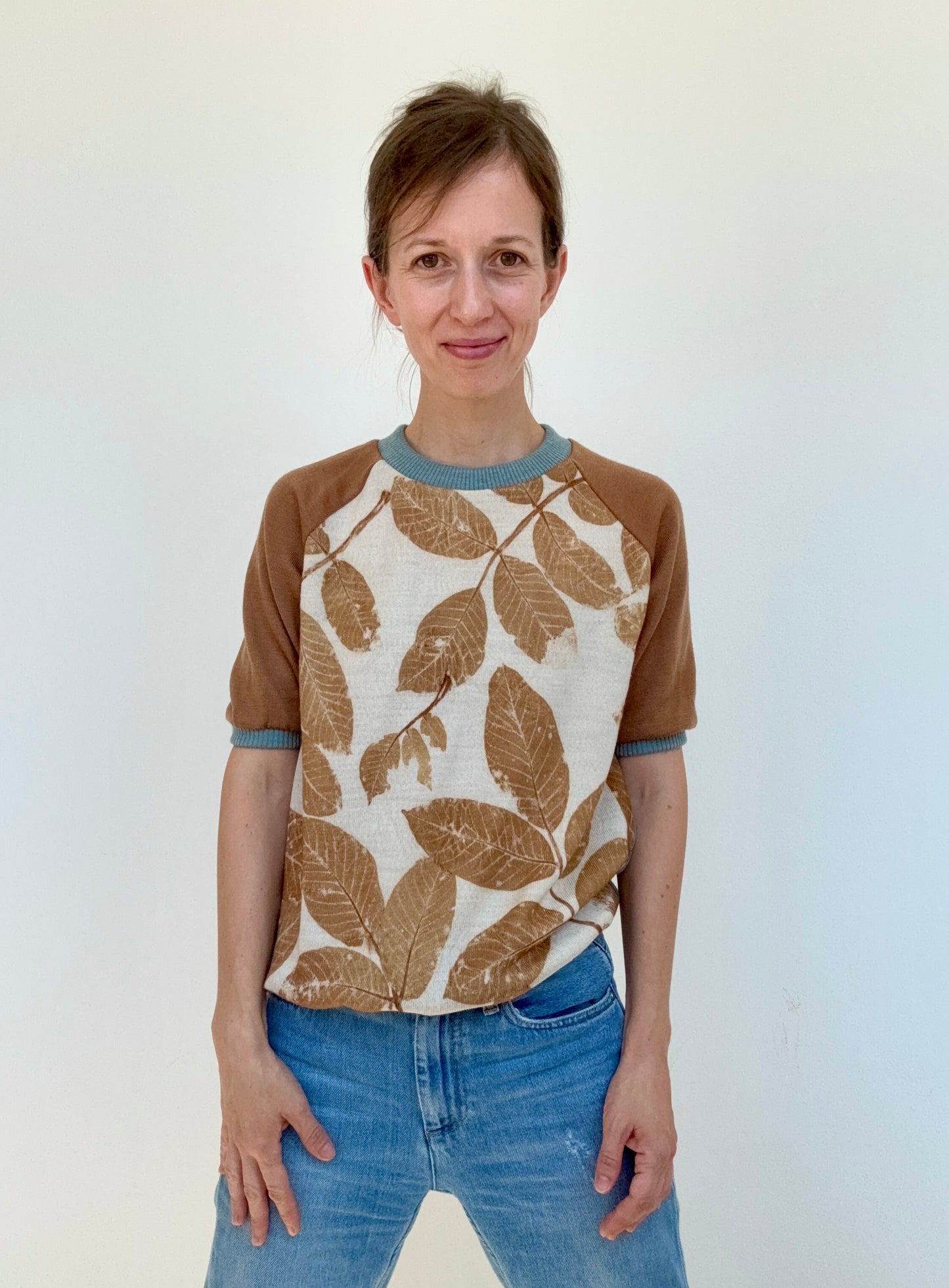 BROWN SHORT SLEEVE WALNUT, S