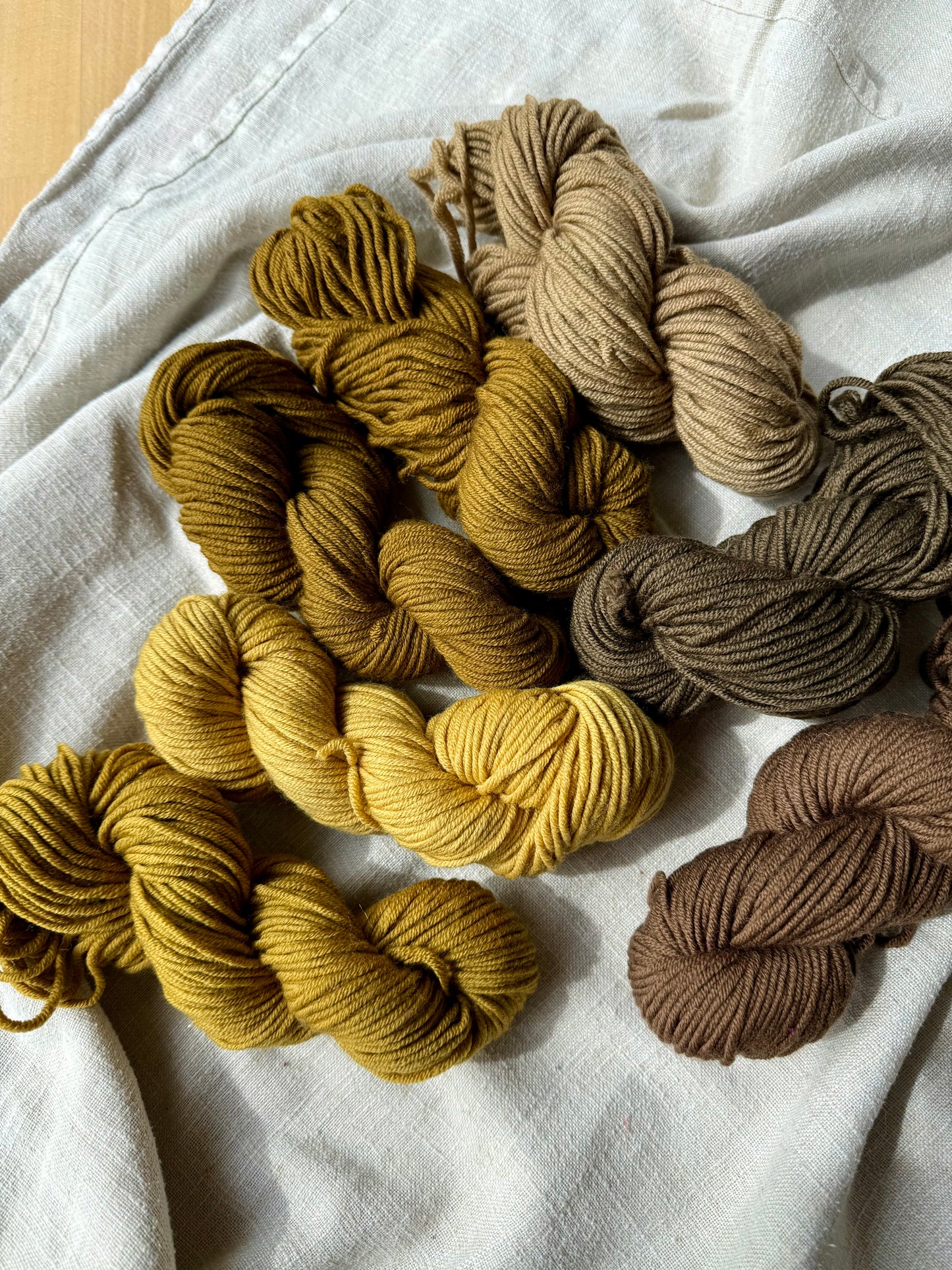 YARN BUNDLE No. 9