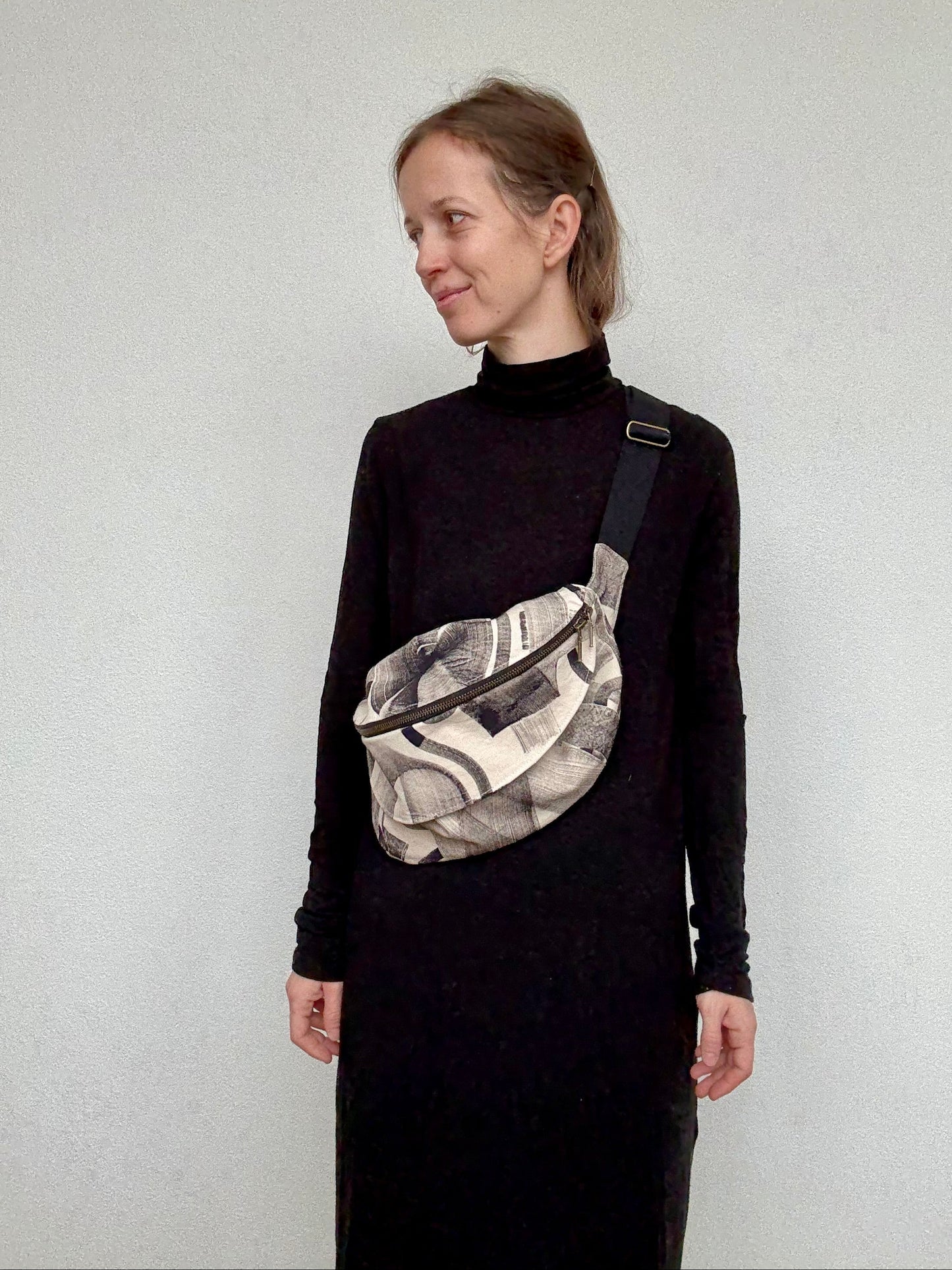 CROSSBODY_BAG II