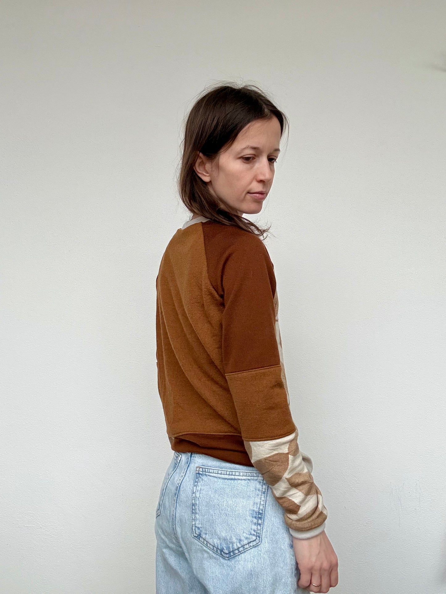 BROWN SLEEVE WALNUT, S/M