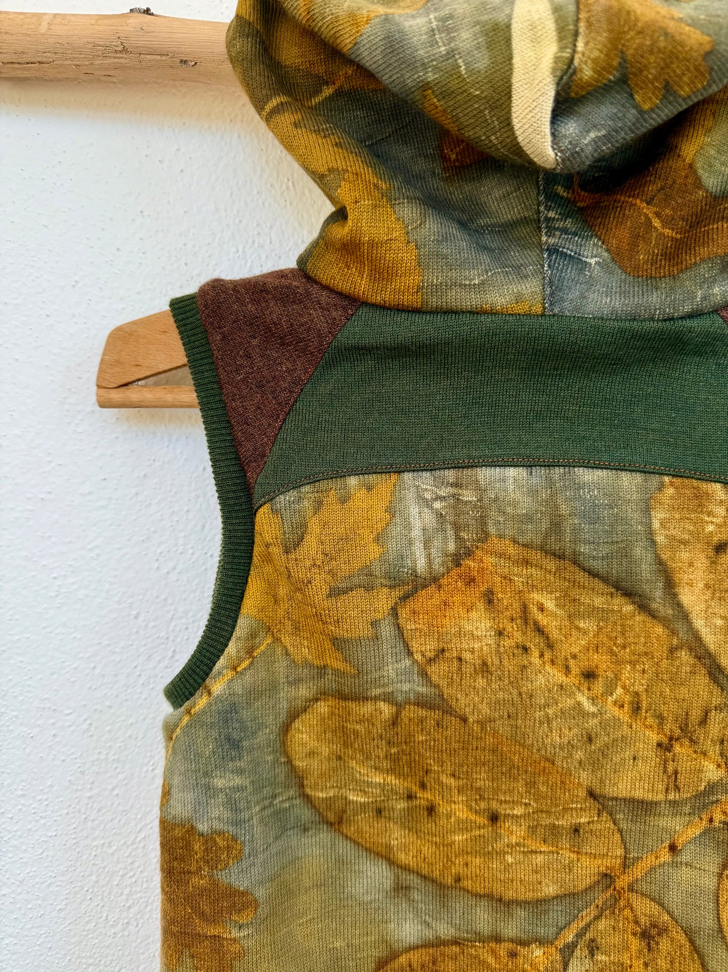 KIDS' UPCYCLED NATURE VEST, 86