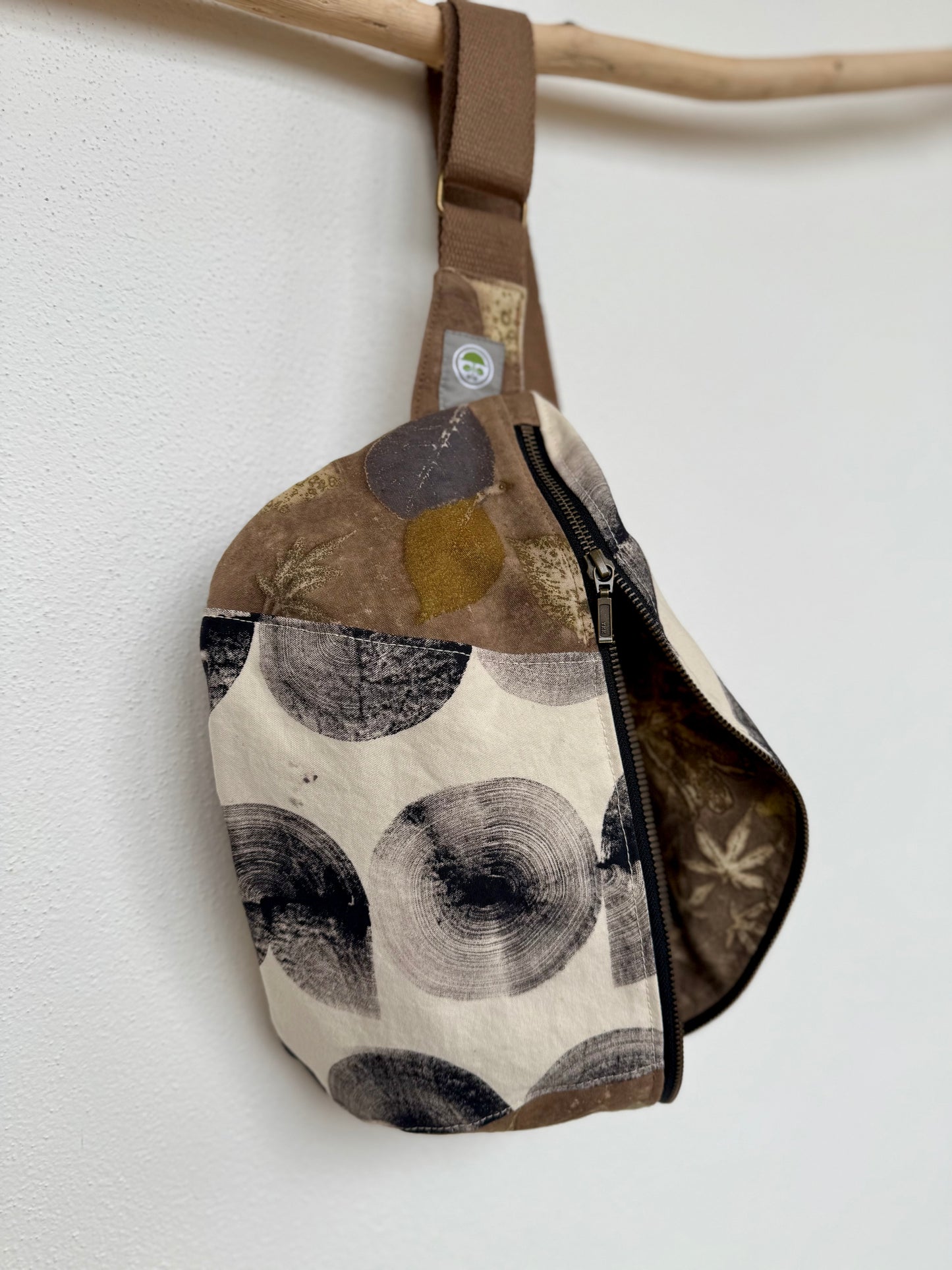 CROSSBODY_BAG III
