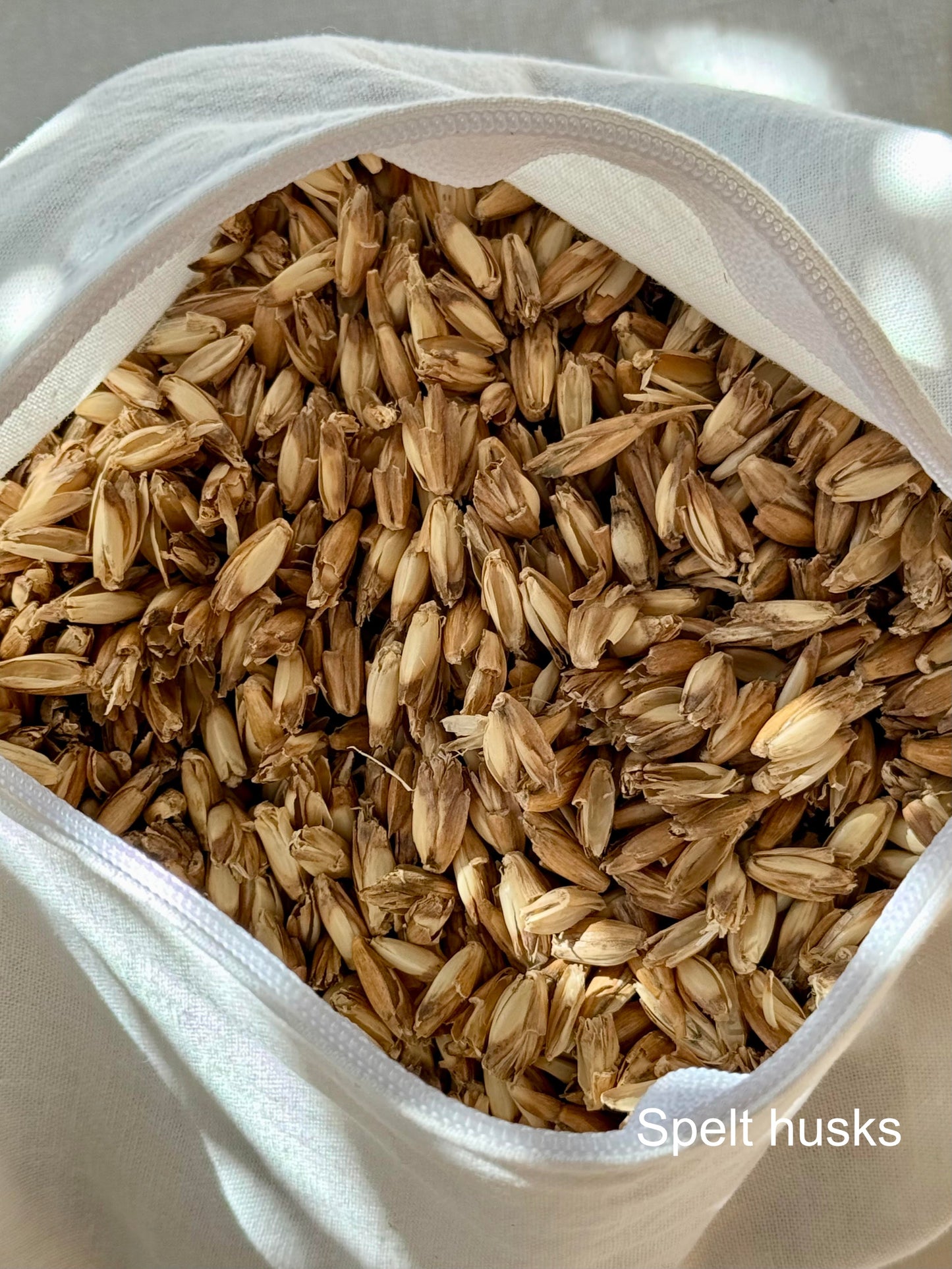 Spelt husks pillow filling for herbal pillow by DOT 'N' POT